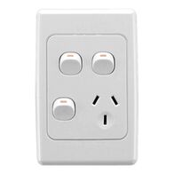 2000 Series
Single Switch Socket Outlet
250V, 10A, Vertical, 2 Removable Switch | White Electric