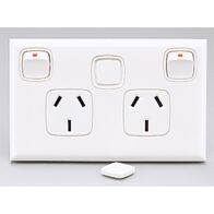 Excel - Horizontal double powerpoint with circuit Id 2 gang 10A 240V a.c. white