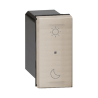 Arteor with Netatmo 1 Module Wireless Night-Day Clip-In Grid Switch Champagne