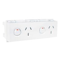 Clipsal - Max 4, Switched Socket outlet, DIN Mounted 2 Gang 10 A 250 V 3 pin 8 module double pole