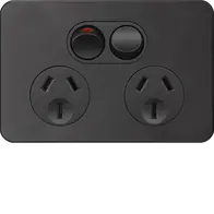 SIL. 10A twin socket Horz+ shutter MB