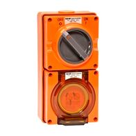 NHP ISO Switched Socket Outlet, 3 Flat Pins 20A 250V AC, w/ Base, RO