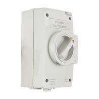NHP NLINE Enclosed DC Isolating Switch, IP66NW Plastic, 4 Pole 32A 1500V DC (DC-PV2)