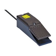 Steute HAE Foot Switch Footswitch 1 Pedal Metal Unguarded 1 Normally Open 1 Normally Closed IP65