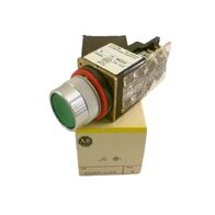 Allen-Bradley 800MRA1AK Momentary Contact Push Button Green