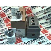 Allen-Bradley 800H3HZ4RM1 Type 4/4X 30mm Push Button Enclosure