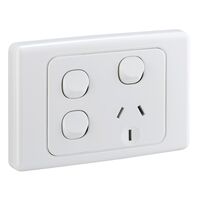 2000 Series
Single Switch Socket Outlet
250V, 10A, 2 Removable Extra Switch | White Electric