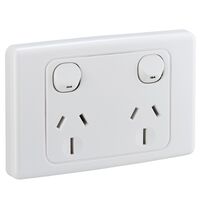 2000 Series
Twin Switch Socket Outlet
250V, 15A | White Electric