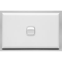 Excel - Horizontal rocker switch - Single Pole Double Throw - 1 gang 2 way 10A 240V a.c. gloss white
