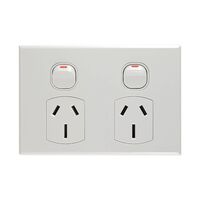 Double Power Point 15A