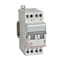 CX³ - Changeover switch - AC 32A Double two-way with centre point 400V a.c. 2 module