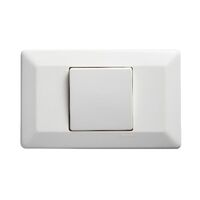 Como - Horizontal Single Pole Double Throw - rocker Intermediate switch 1 gang 10A 240V a.c. white