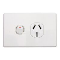 Classic C2000 Series, Switched Socket Outlet, Single, 250V, 20A - White Electric