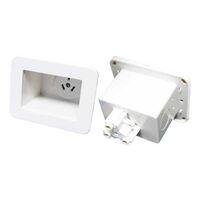 RECESSED SINGLE POWER OUTLET 10A