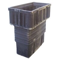 PIT #7 PLASTIC 910Lx440Wx1075H (4 PER PALLET)