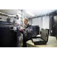 Nut driver and bit set 1/4" and 1/2"