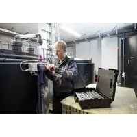 Nut driver and bit set 1/4" and 1/2"