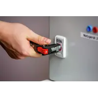 Universal key with double joint