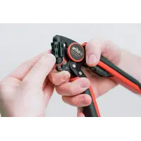 Crimp tool automatic