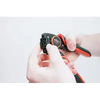 Crimp tool automatic