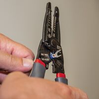 Klein-Kurve™ Wire Stripper / Crimper / Cutter Multi-Tool