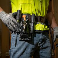 4 Pocket Tool Pouch, 16.5 x 21.6 cm