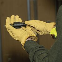 Cowhide Leather Gloves, Large