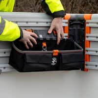 Large Pouch Module, Rail System