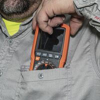 Slim Digital Multimeter, TRMS Auto-Ranging, 600V, Temp