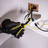 Extended Reach, Multi-Connector Compression Crimper
