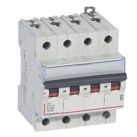 MCB DX3 6000A 4 pole 32A curve D