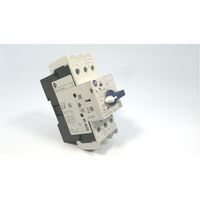 Allen-Bradley 140UTD7D3B80 D-Frame 3 Pole Circuit Breaker 8A