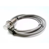 Allen-Bradley 871TMB8N18A2 Inductive Sensor Metal Face 18mm Barrel