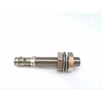 Allen-Bradley 872CD2NN8P3 Inductive Proximity Sensor M8 Threaded