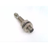 Allen-Bradley 872CD2NN8P3 Inductive Proximity Sensor M8 Threaded