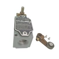 Allen-Bradley 802RHF Limit Switch Lever Type NEMA 4 and 13 Sealed Contact