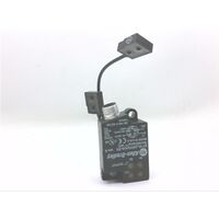 Allen-Bradley 871DJW2G40AR5 Proximity Sensor 4-Wire AC/DC