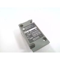 Allen-Bradley 802TCP1 Plug-In Limit Switch with Side Push Rod