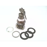 Allen-Bradley 800TJ69KE7B 3-Position Selector Switch