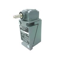 Allen-Bradley 802THP Plug-In Oiltight Limit Switch