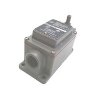 Allen-Bradley 802TR1TD Limit Switch with Time Delay