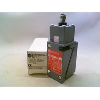 Allen-Bradley 802TDTPDS6 Plug-In Oiltight Limit Switch