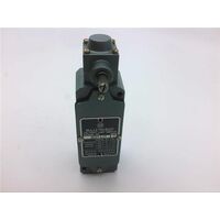 Allen-Bradley 802TL1T Limit Switch 10AMP 600VAC