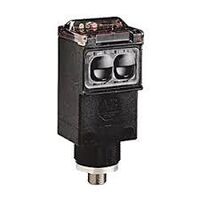 Allen-Bradley 42GTU9000 Photoelectric Sensor Retroreflective 9.14M