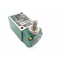 Allen-Bradley 802MAZJ8 Pre-Wired Factory Sealed Limit Switch