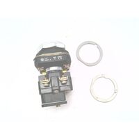 Allen-Bradley 800TA1T Momentary Push Button Green Flush Head