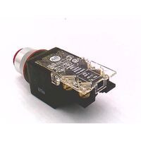 Allen-Bradley 800MRB6AK Red Momentary Push Button