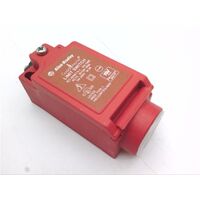 Allen-Bradley 440PCDPB12E Small Plastic Dome Plunger Limit Switch