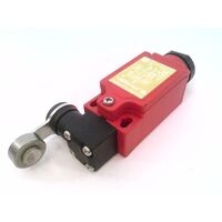 Allen-Bradley 440PCMHS11D4 Small Plastic Limit Switch