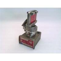 Allen-Bradley 440TMSCLE100C Trapped Key Interlock with Chain Actuator